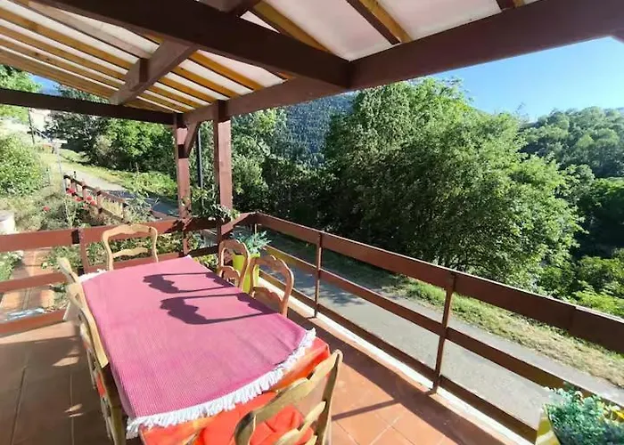 Maison * Bessede-de-Sault